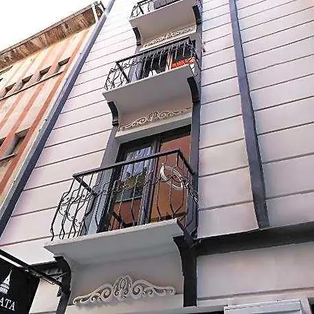 Galata Master 3*