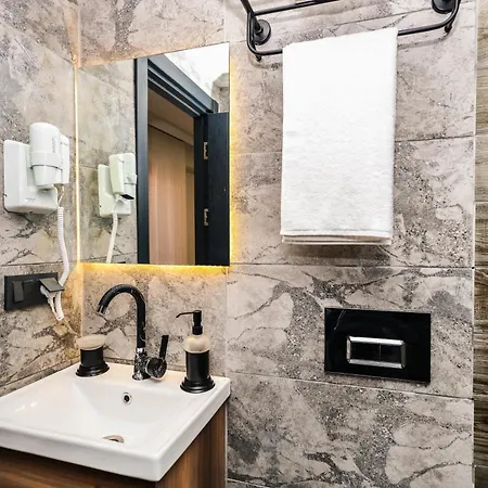 Galata Master Hotell 3*